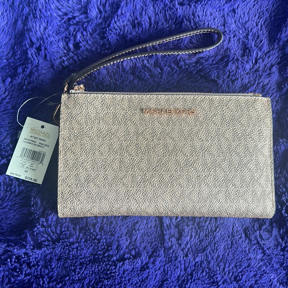 Michael Kors wallet brand new with tags